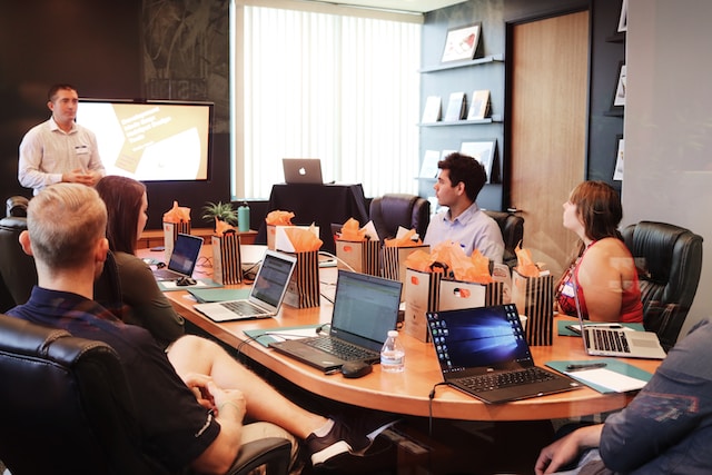 Équipe d'une entreprise qui a suivi une formation Axal Performances